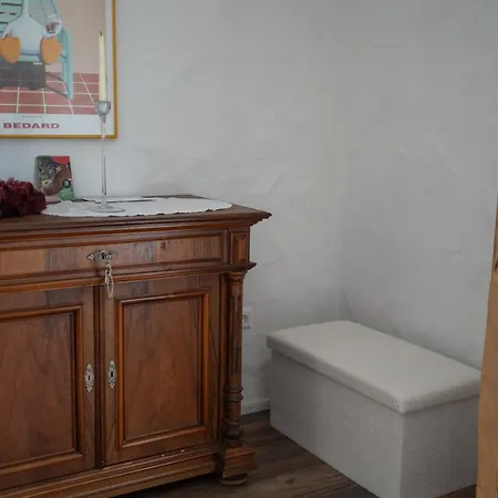 Wallys Huesli Im Schwarzwald Nyaraló